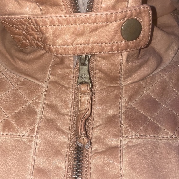 GORGEOUS Beige faux leather fur collar jacket - Picture 10 of 13